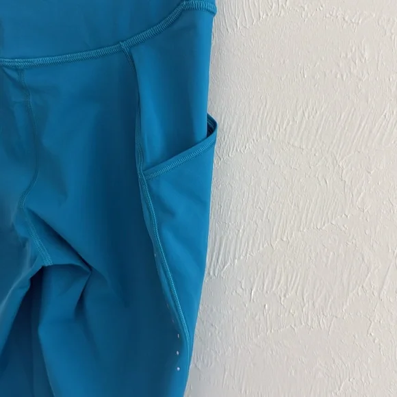 Lululemon Fast and Free High-Rise Tight 25" - Picture 8 of 9